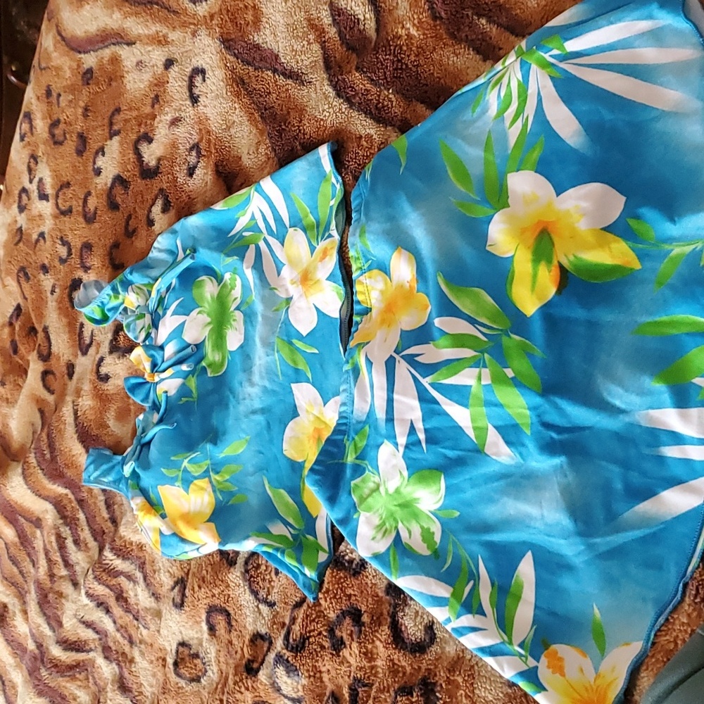 Top with skirt  swim set beach color